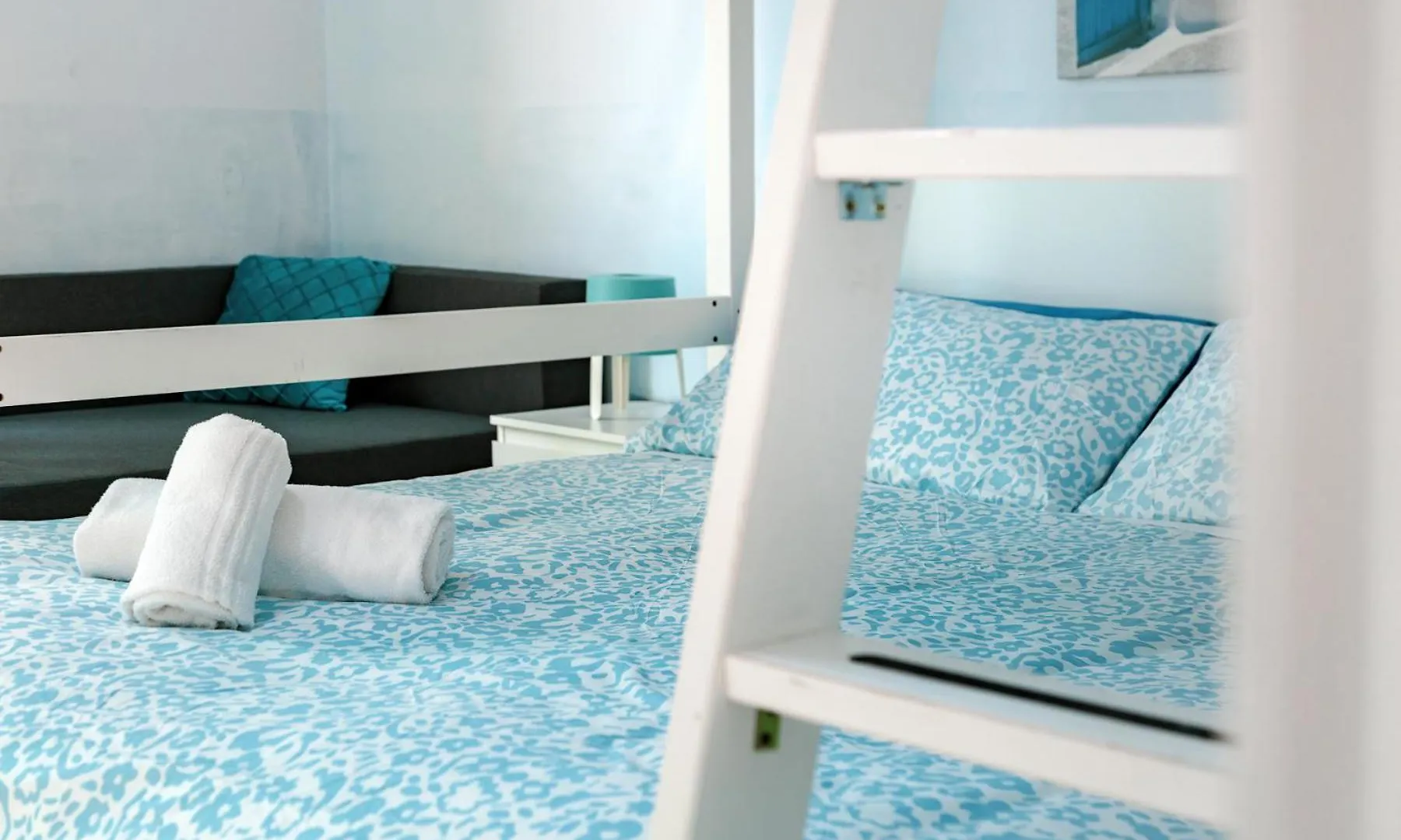 Hostdomus-Beach House Borghetto Santo Spirito