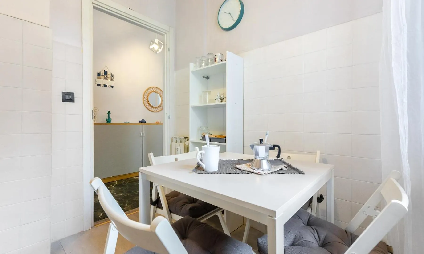 Hostdomus-Beach House Borghetto Santo Spirito Apartment